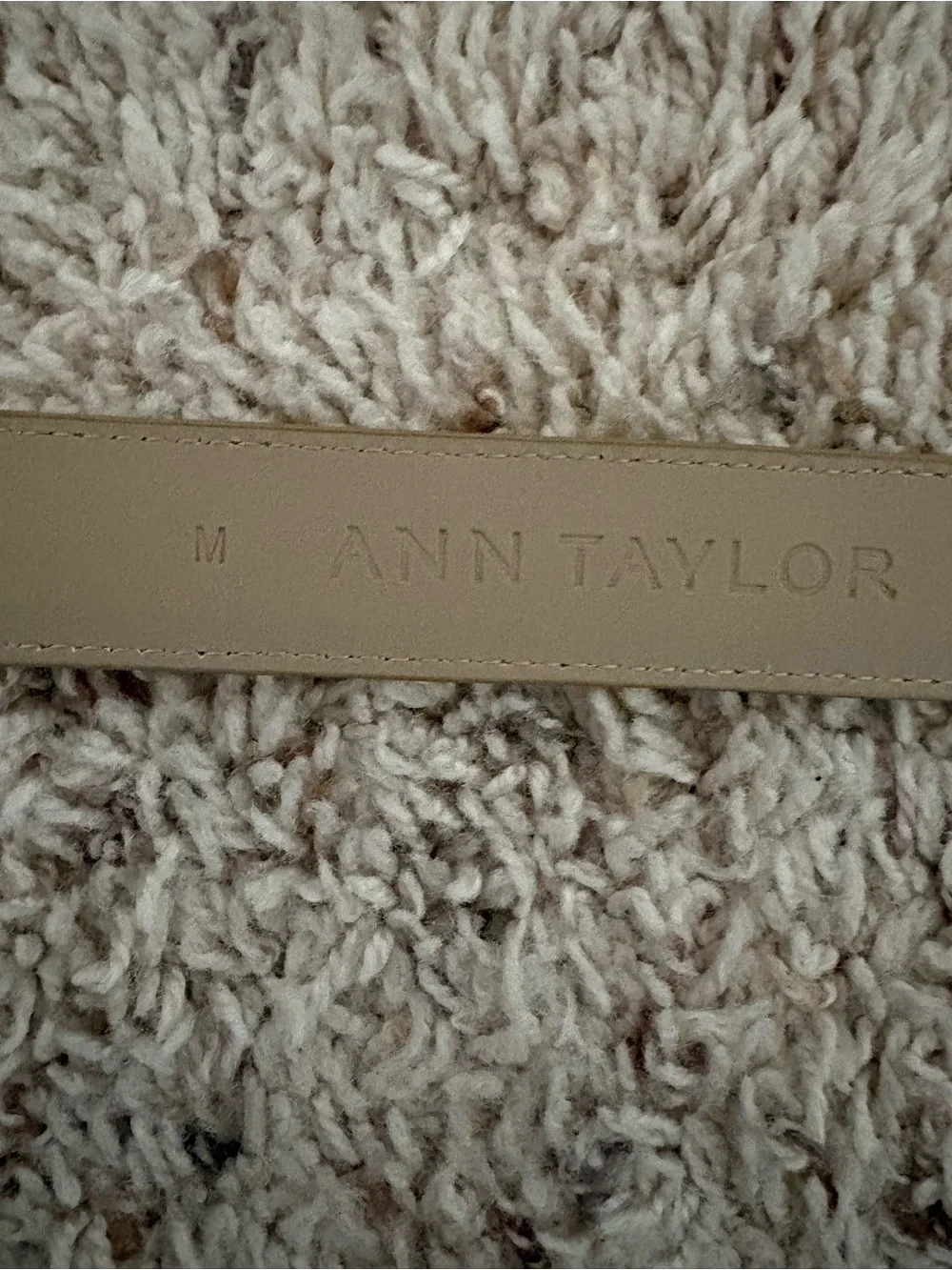 Ann Taylor Size Medium 100% Synthetic Leather Tan Belt Croc Skin Print EUC